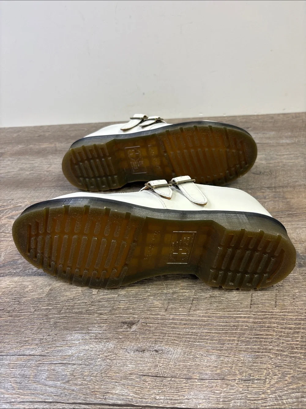 Dr. Martens conic dr